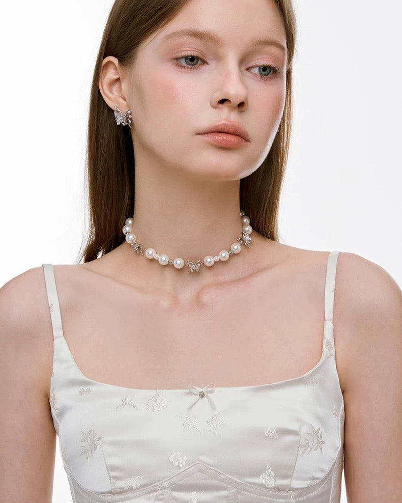 perl butterfly gorgeous  choker HR1012