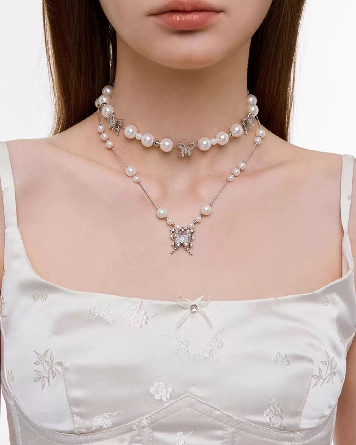 perl butterfly gorgeous  choker HR1012