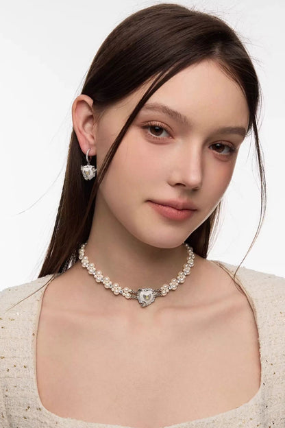 perl butterfly choker HR1002