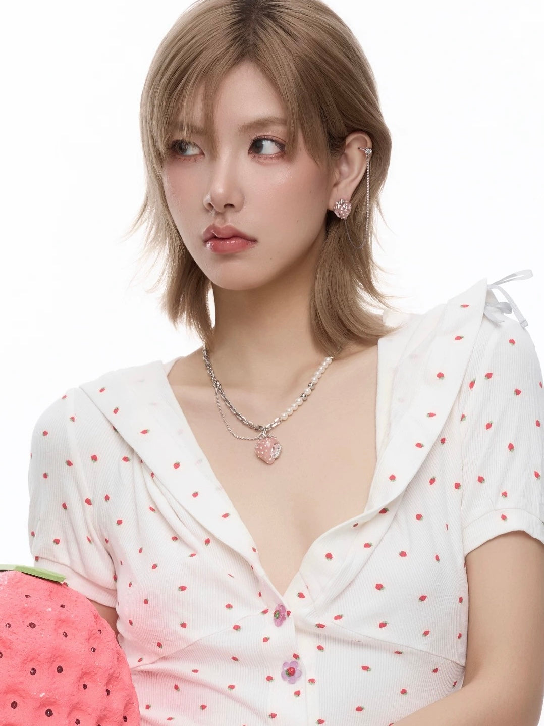 strawberry mood necklace HR1033