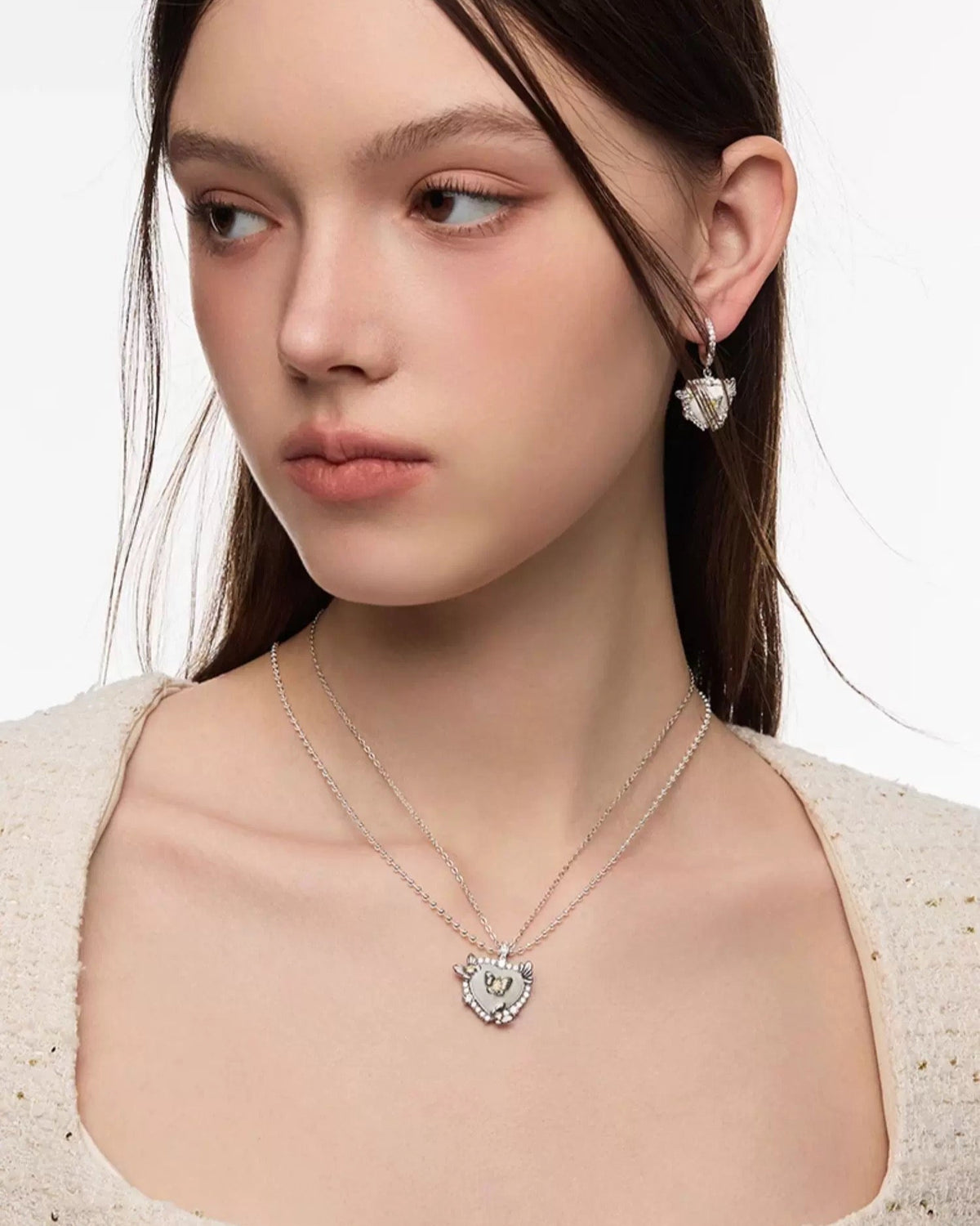 gold butterfly charm necklace HR1017
