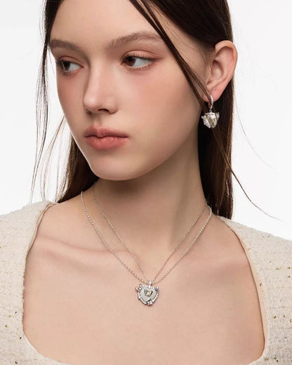 gold butterfly charm necklace HR1017