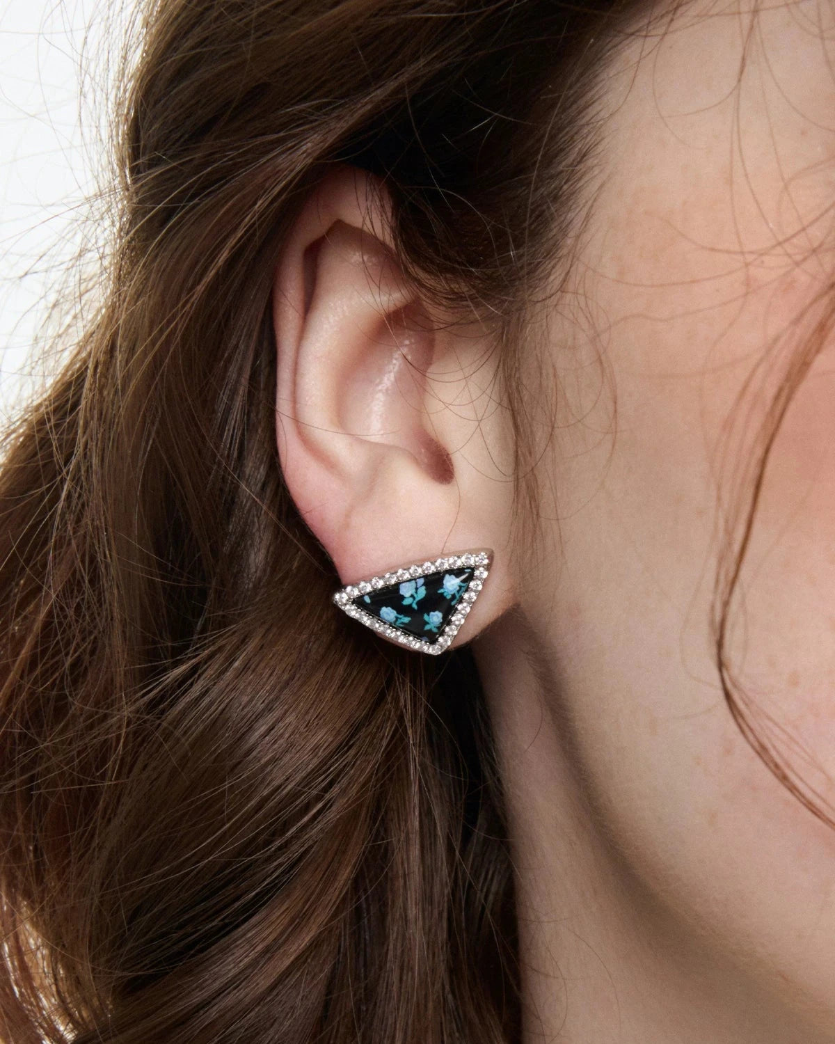 triangle flower pierce HR1053