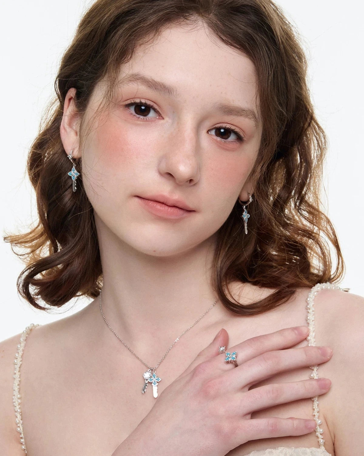 unlock necklace HR1049