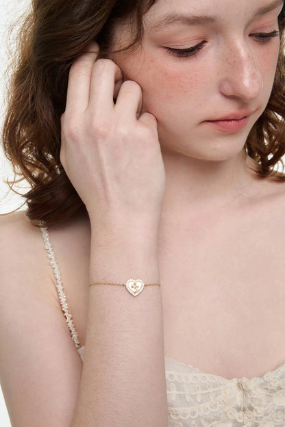 heart designe bracelet HR1058