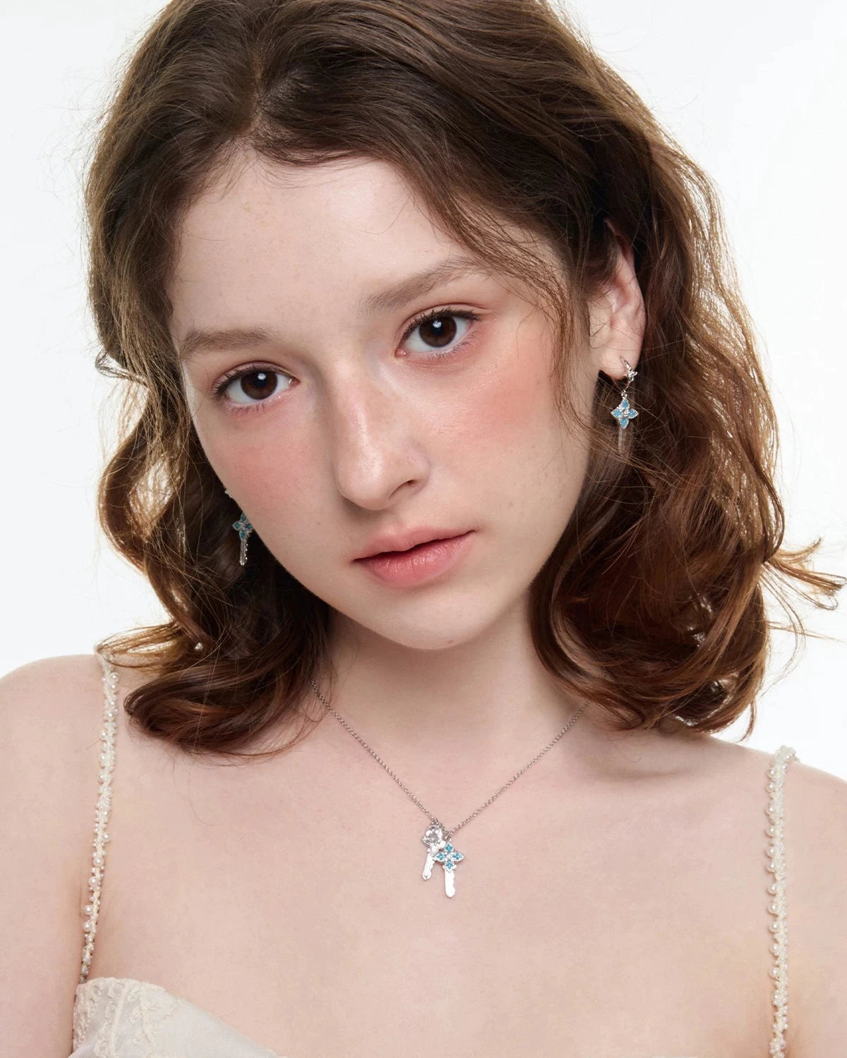 unlock necklace HR1049