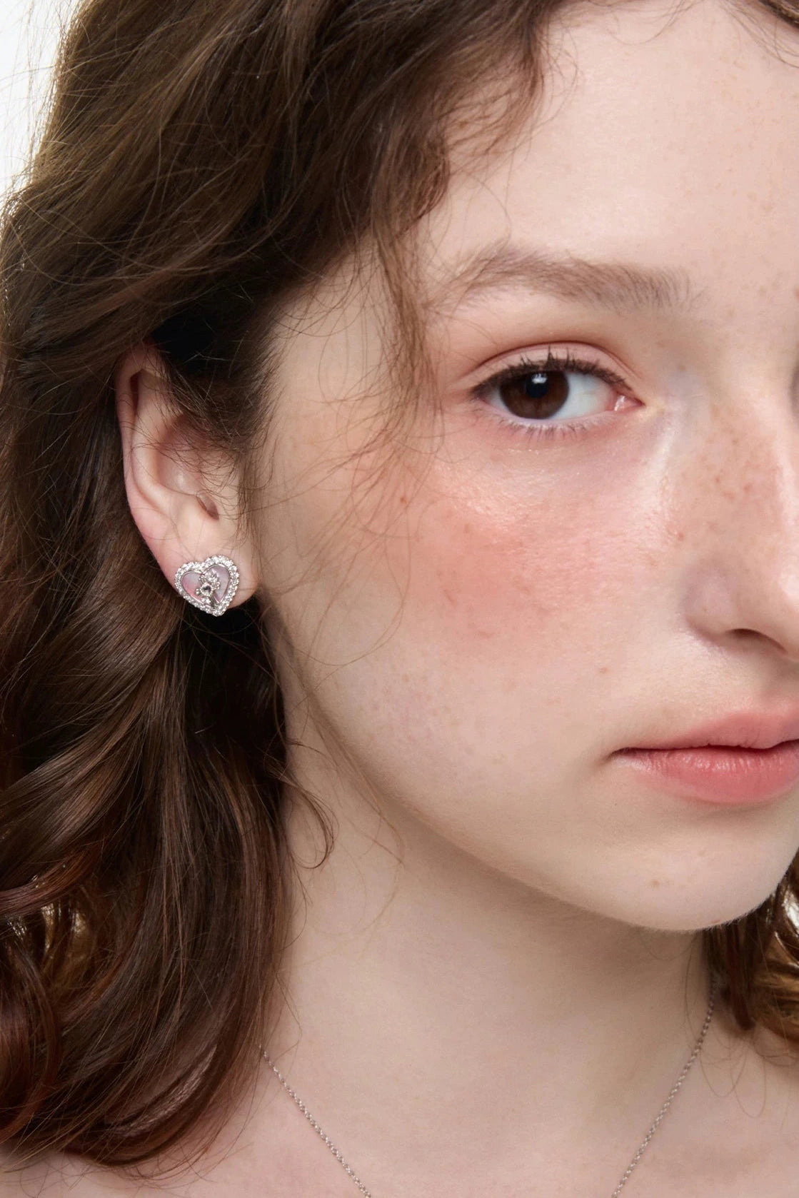 heart designe  pierce HR1059